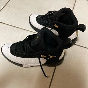 Men Black and White Suede Jordans